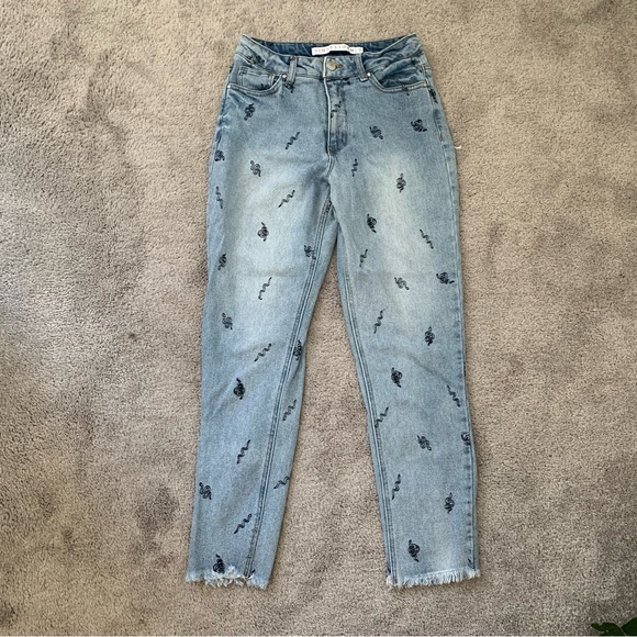 EUC TINSELTOWN EMBROIDERED SNAKE PANTS - Picture 1 of 3